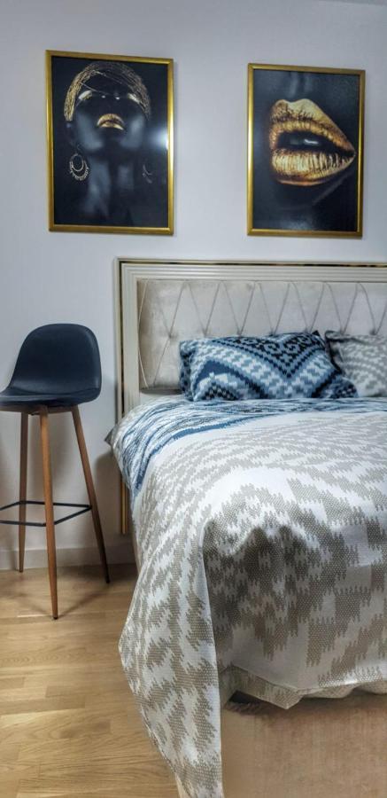 Appartement Identity By Nights & Smiles à Tuzla Extérieur photo