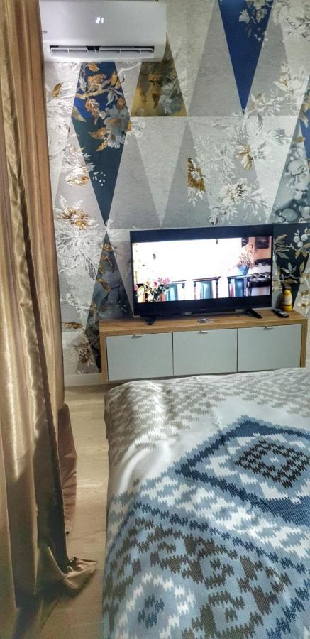 Appartement Identity By Nights & Smiles à Tuzla Extérieur photo