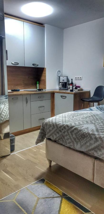 Appartement Identity By Nights & Smiles à Tuzla Extérieur photo