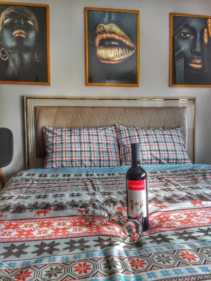Appartement Identity By Nights & Smiles à Tuzla Extérieur photo