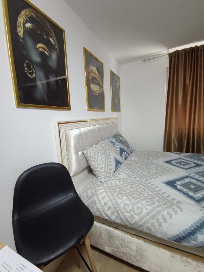 Appartement Identity By Nights & Smiles à Tuzla Extérieur photo