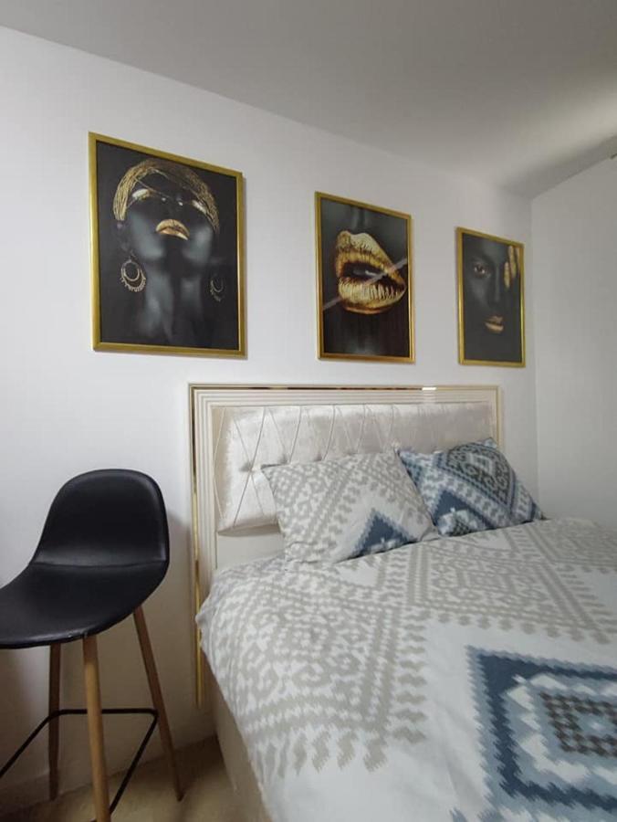 Appartement Identity By Nights & Smiles à Tuzla Extérieur photo